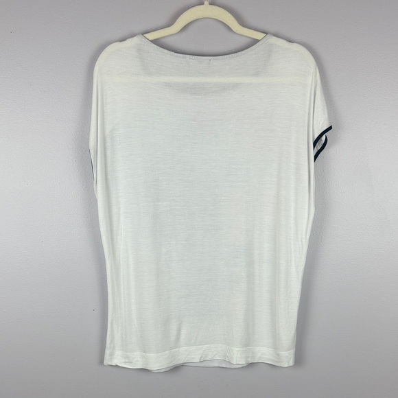 Olsen Europe Artsy Graphic Short Sleeve Tee in White and Purple Size  8 - Picture 9 of 9